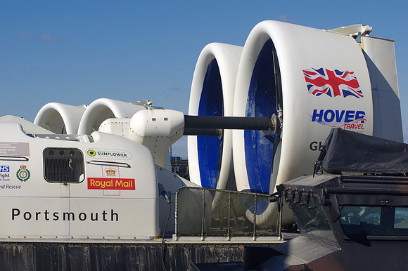 Two_hovercraft_closeup