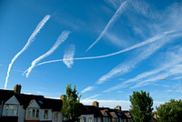 jet_trails_over_Brighton2