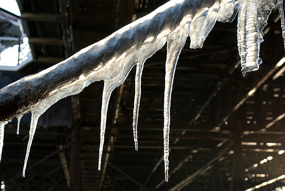 Pier_icicles